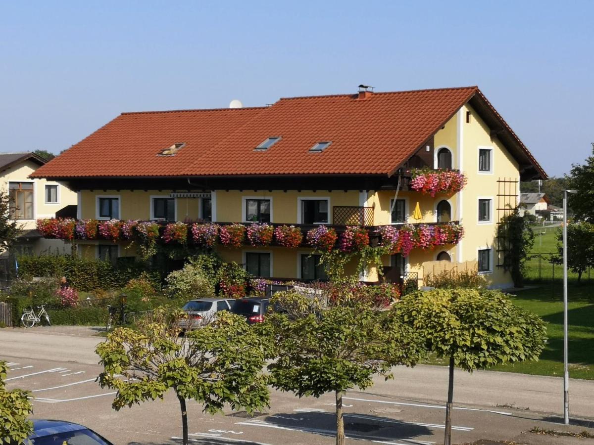 Ferien-Garconniere Hemetsberger Apartman Weyregg Kültér fotó